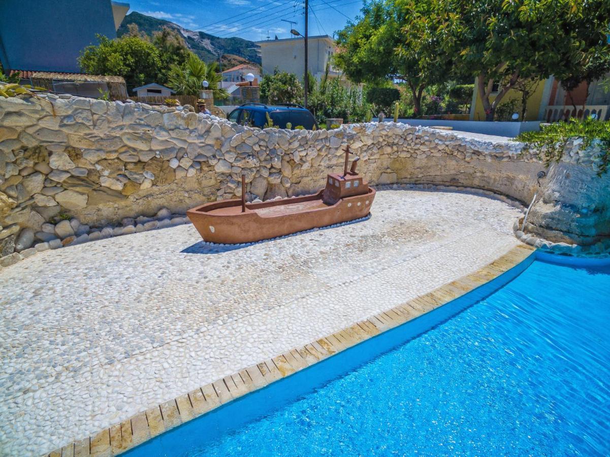 Antonis Apartments Каламакион Экстерьер фото